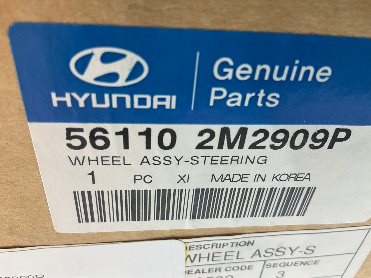 NEW - OEM 561102M2909P Leather Steering Wheel For 2010-2011 Genesis Coupe