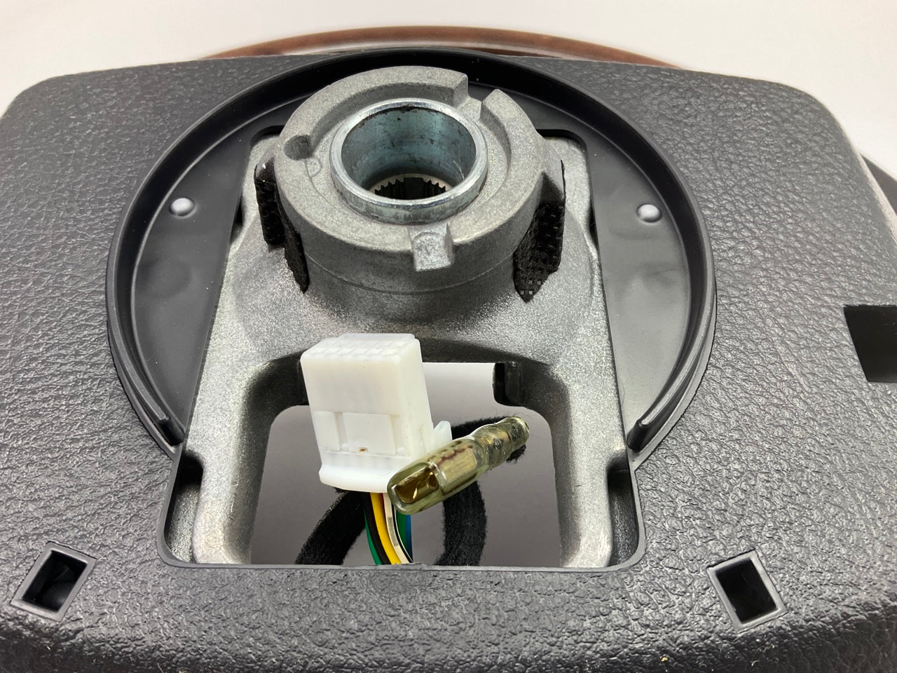 NEW Black Steering Wheel W/ Wood Grain & Switches OEM For 10-14 Genesis Coupe