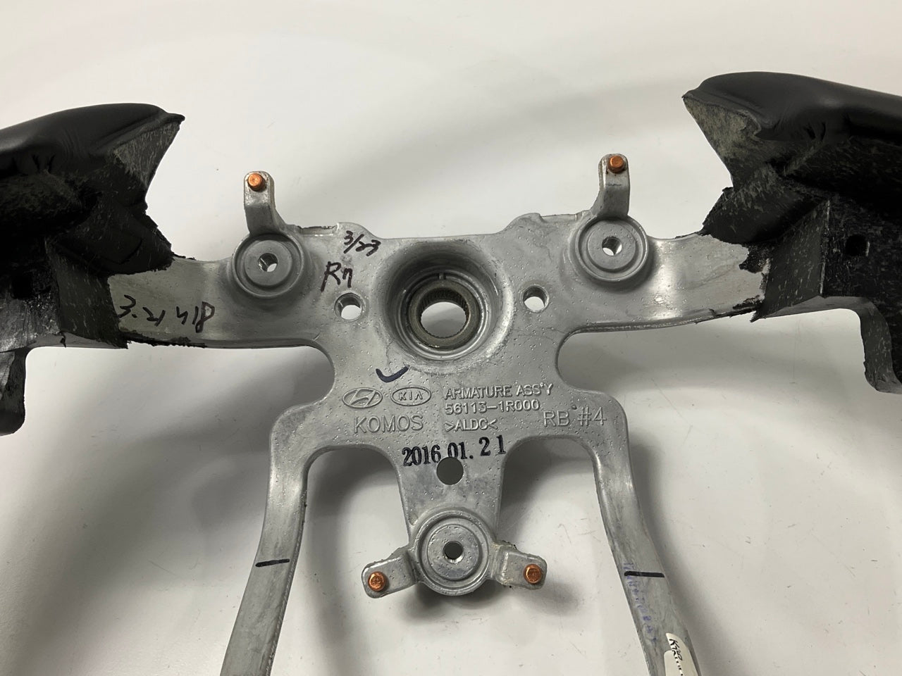 NEW Empty Steering Wheel Body OEM For 2011-2014 Hyundai Accent 561111R1039Y