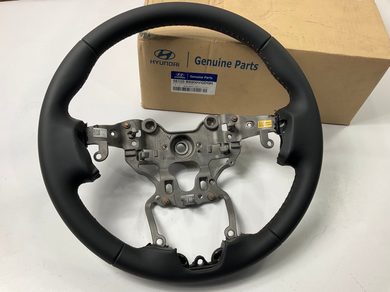 NEW Genuine Leather Steering Wheel Body OEM For 2013-2015 Hyundai Santa Fe