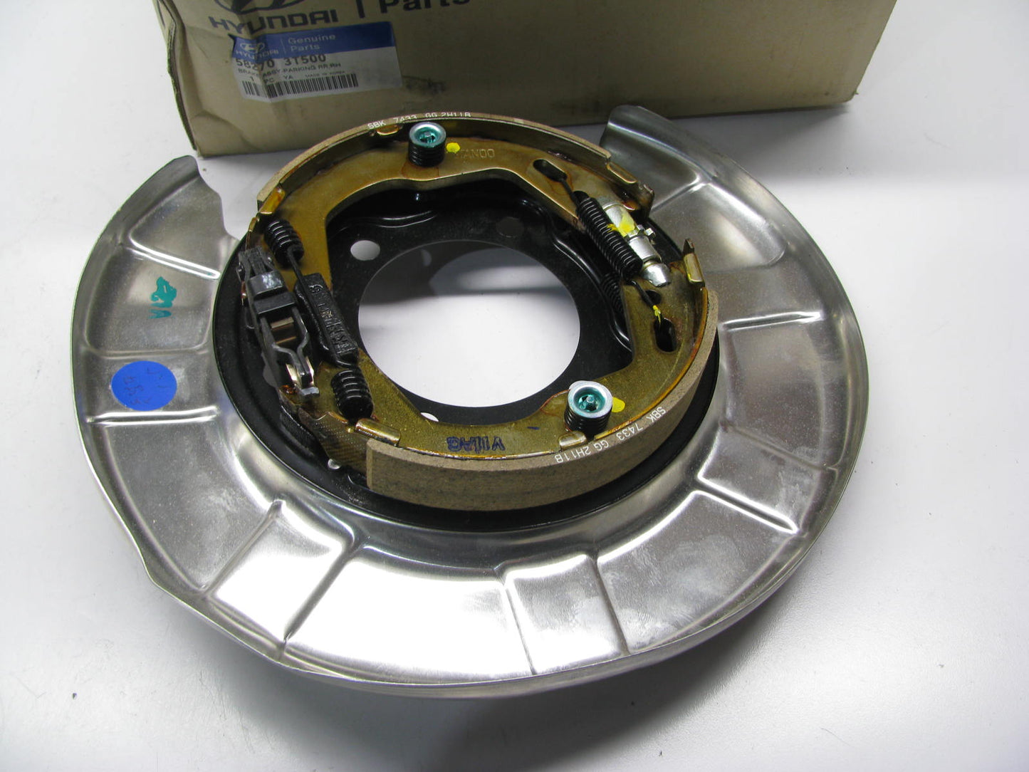 NEW - OEM 582703T500 Rear Right Parking Brake Backing Plate For 2014-2015 Equus