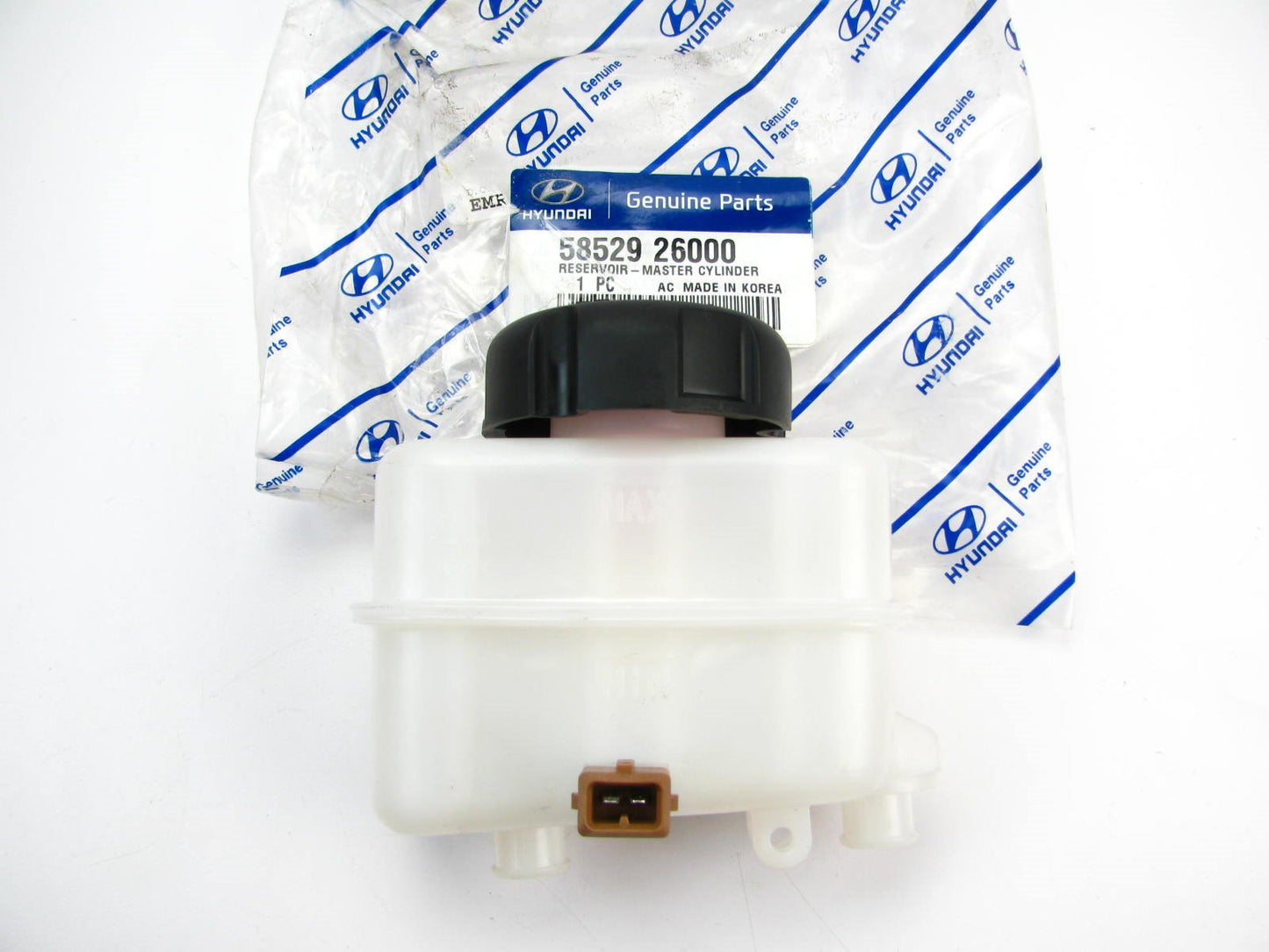 NEW OEM 5852926000 Brake Master Cylinder Reservoir For 2001-04 Hyundai Santa Fe