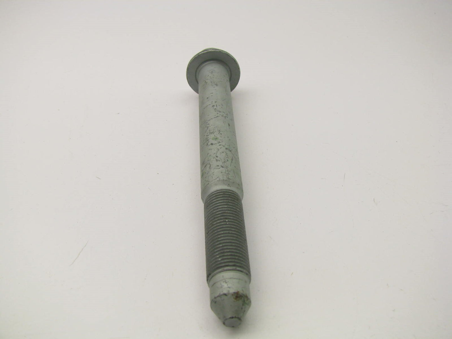 New Genuine REAR Suspension Control Arm Bolt OEM For Hyundai 626172B201