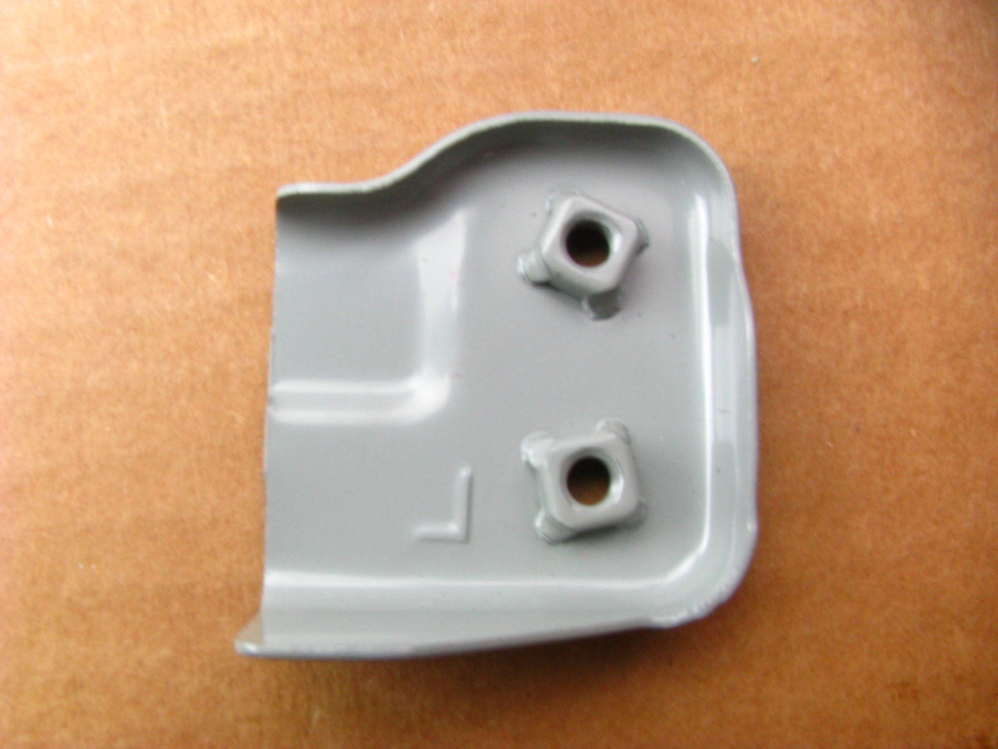 NEW GENUINE Left Fender Apron Bracket OEM For 13-18 Santa Fe, Santa Fe Sport