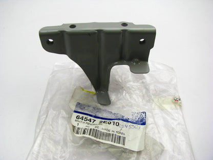 New OEM Right Side Fender Mounting Bracket For 07-09 Tucson 645472E010