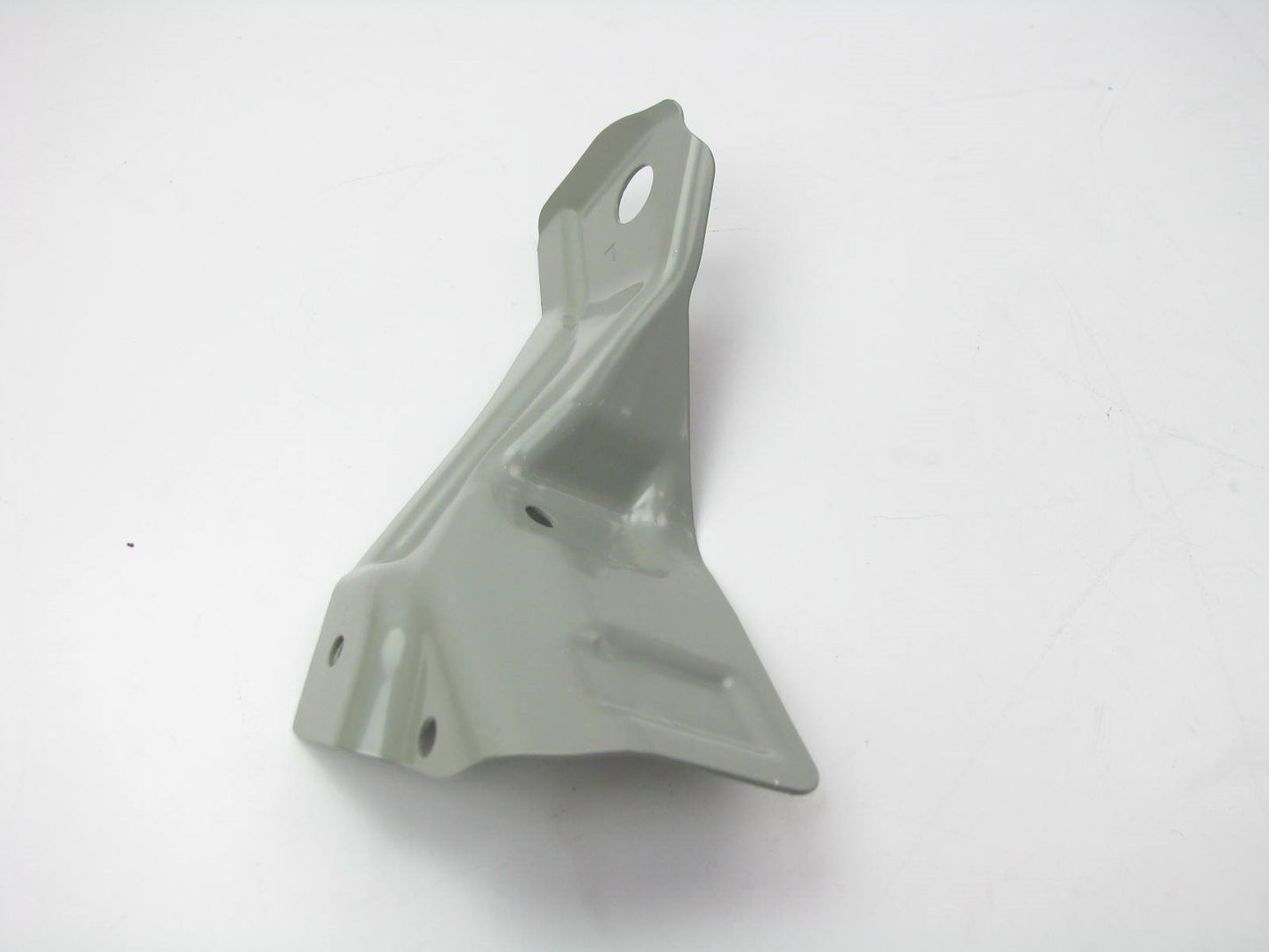 Left Drivers Side Fender Apron Support Bracket OEM For 2013-14 Elantra GT