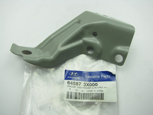 Right Passengers Side Fender Mounting Bracket OEM For 2012-13 Elantra 645873X000