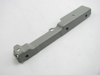 Front Right Inner Fender Reinforcement Bracket OEM For 12-17 Veloster 647632V010