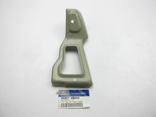 Left (Drivers Side) Rear Body Panel Extension Bracket OEM For 2007-2012 Santa Fe