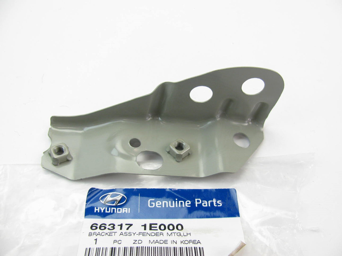 Left Drivers Fender Mounting Bracket OEM For 2005-2011 Hyundai Accent 663171E000