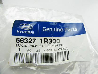 Front Right (Passengers Side) Fender Bracket OEM For 2012-14 Accent  663271R300