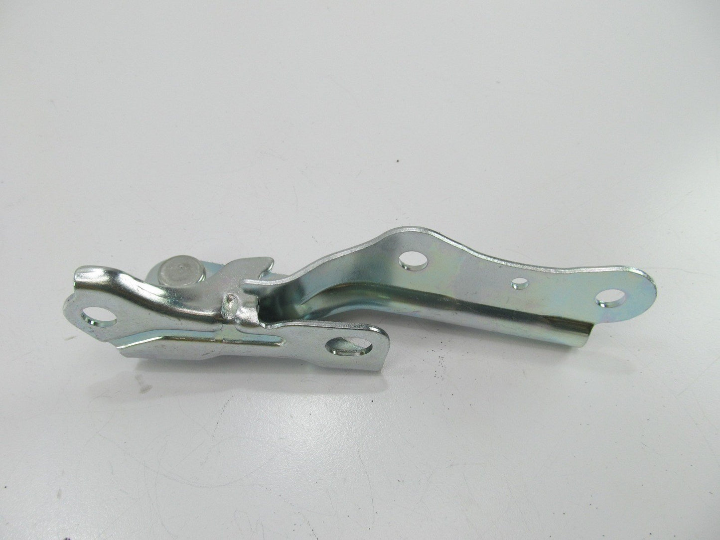 New Genuine OEM LEFT Hood Hinge For 1996-2006 Hyundai Elantra 79110-29000