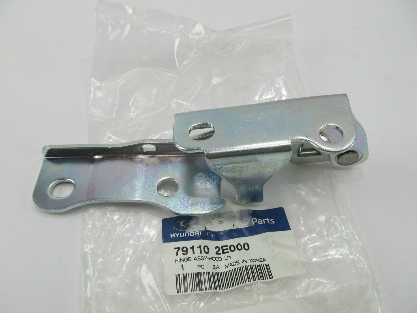 Hood Hinge Left New OEM For 2005-09 Hyundai Tucson 791102E000