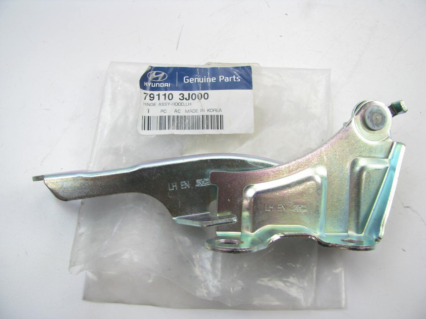 New Left Drivers Side Hood Hinge OEM For 2007-2012 Hyundai Veracruz 791103J000