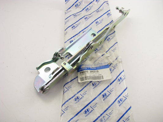 New Genuine Right Side Trunk Deck Lid Hinge OEM For 2006-2007 Sonata 792203K000