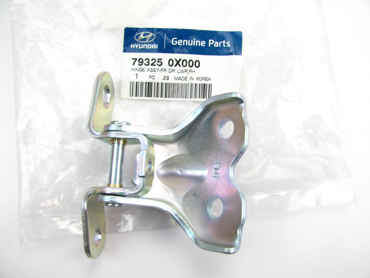 New OEM Front Lower Door Hinge Right Passenger For 12-13 Accent 793250X000