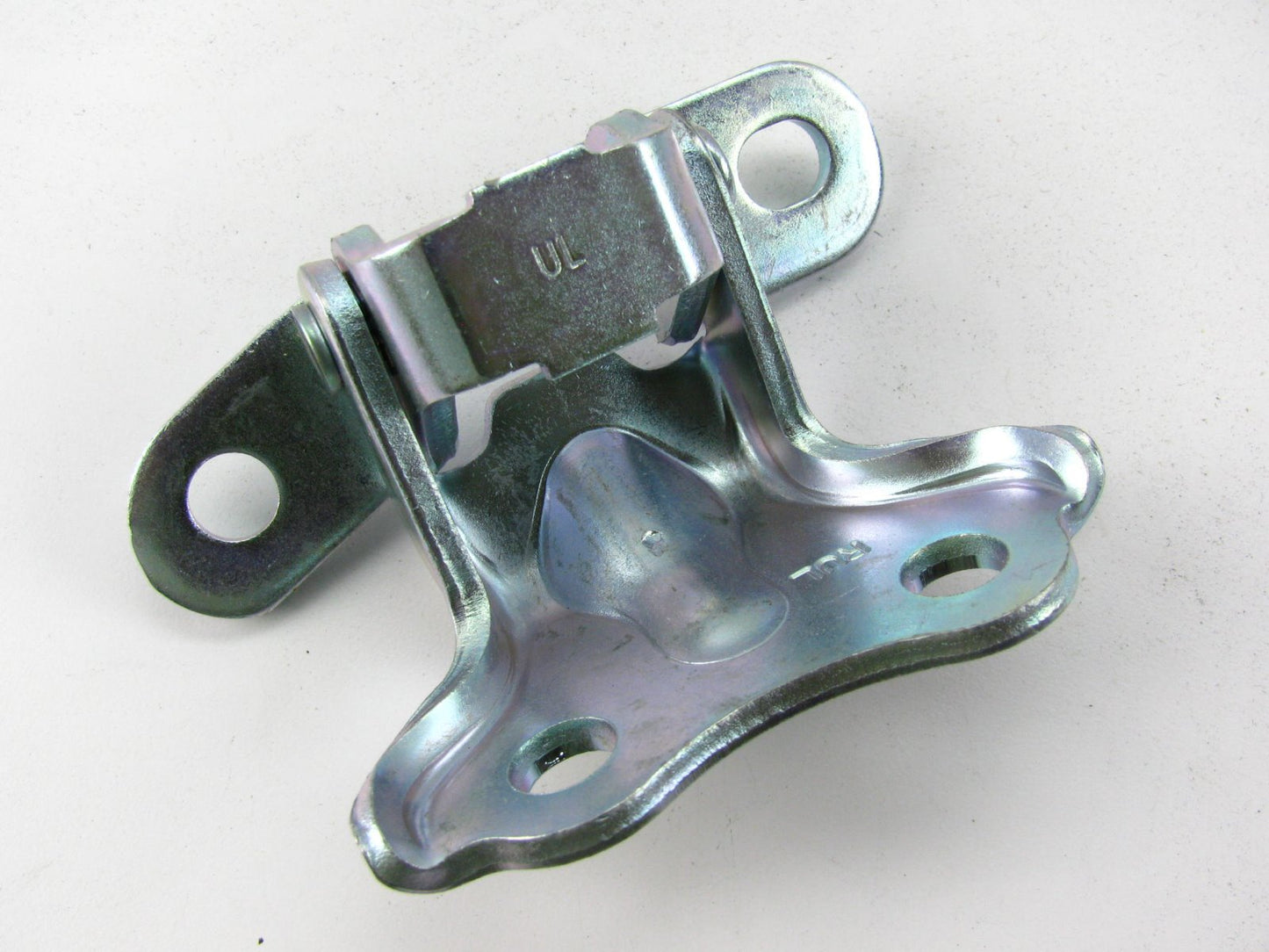 NEW GENUINE Rear Left Door Hinge (Upper) OEM For 12-16 Hyundai Accent 793300X000