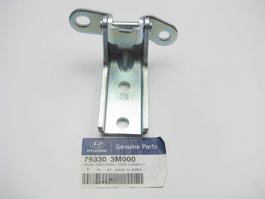 New OEM Front Door Hinge Lower Left Driver For 2010-14 Genesis 793303M000