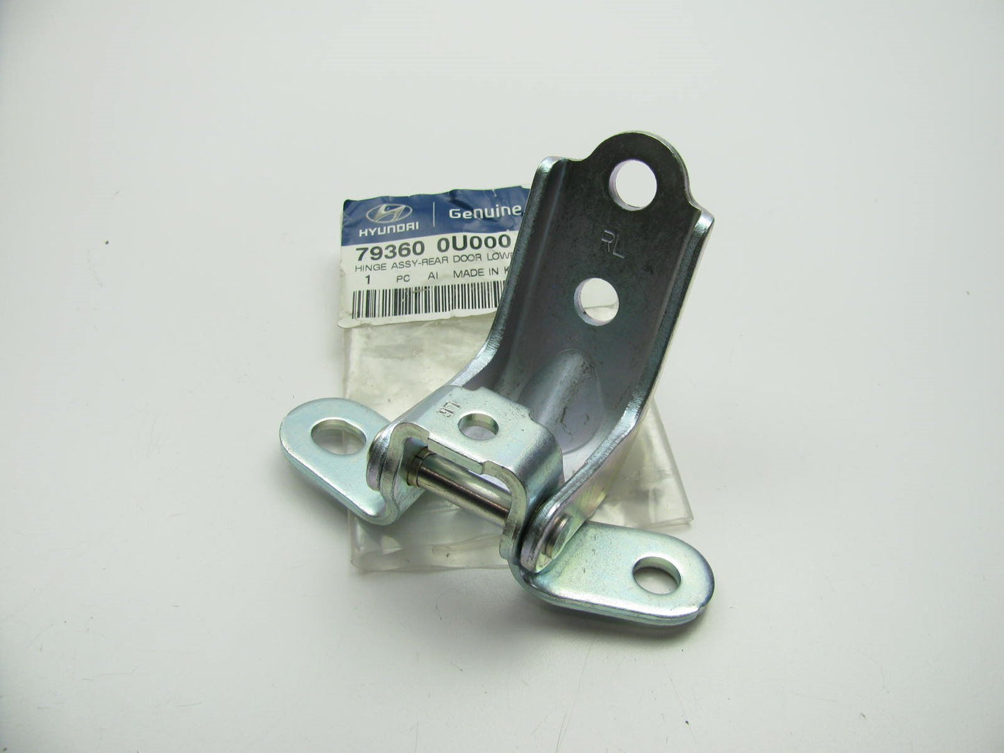NEW - OEM 793600U000 Rear Right Door Lower Hinge For 2014-2017 Hyundai Accent
