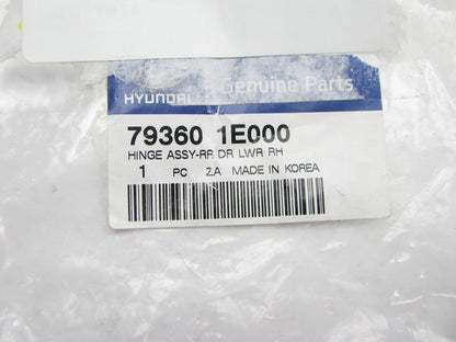 New OEM Rear Right Side Lower Door Hinge For 06-11 Accent 793601E000