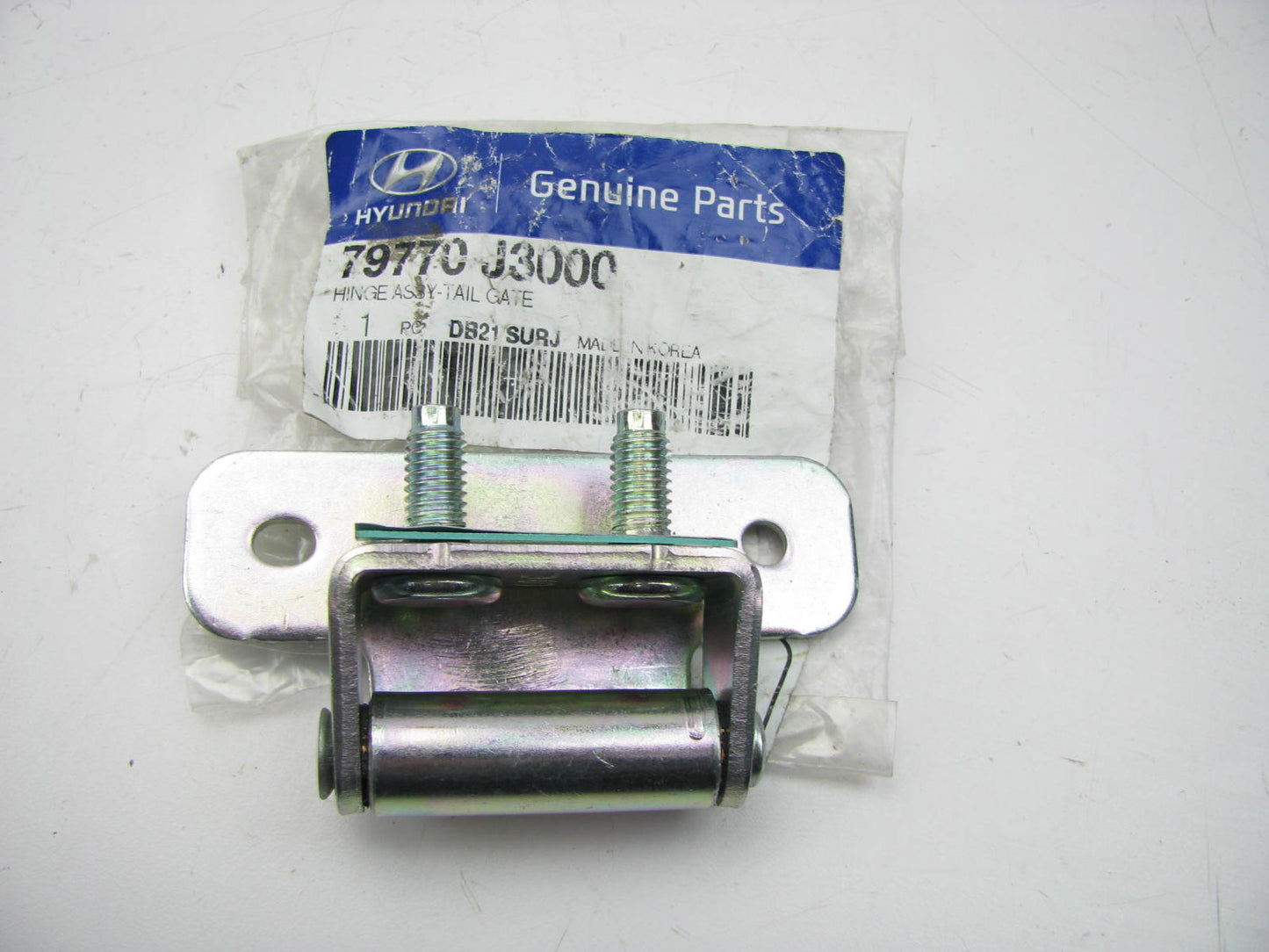 NEW - OEM 79770J3000 Left Tailgate Hinge For 2019-2022 Hyundai Veloster