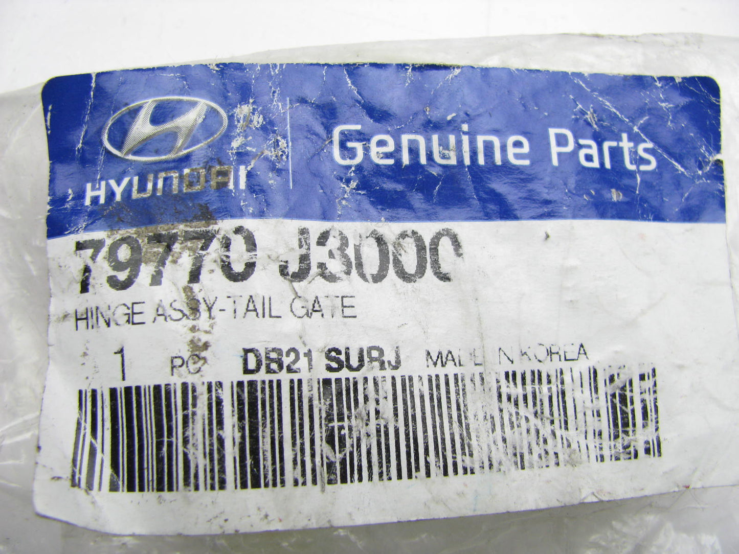 NEW - OEM 79770J3000 Left Tailgate Hinge For 2019-2022 Hyundai Veloster