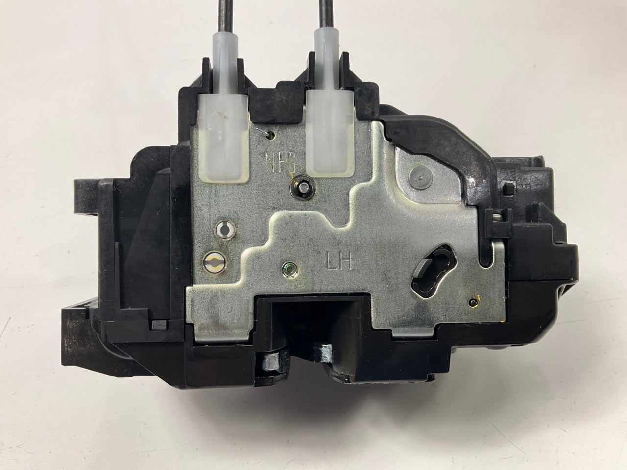 NEW Front Left Drivers Side Door Lock Actuator OEM For 09-12 Elantra 813102L020