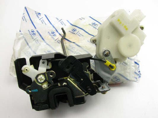 NEW 81410-2D010 REAR LEFT Door Latch W/O ANTI-THEFT For 2001-2004 Hyundai Accent
