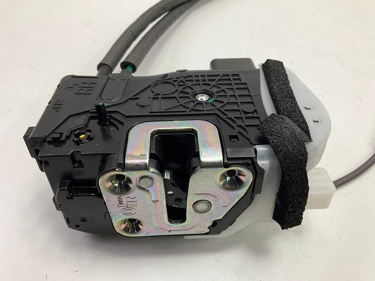 NEW Rear Right Door Lock Actuator Latch OEM For 10-17 Hyundai Tucson 814202S000