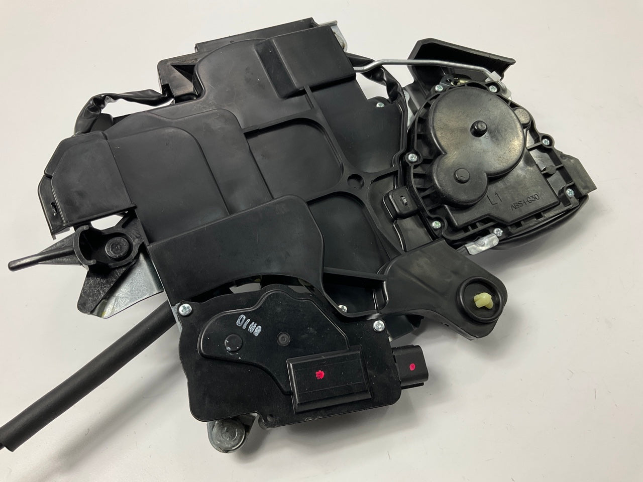 NEW Rear Left Sliding Door Lock Actuator Controller OEM For 07-14 Kia Sedona