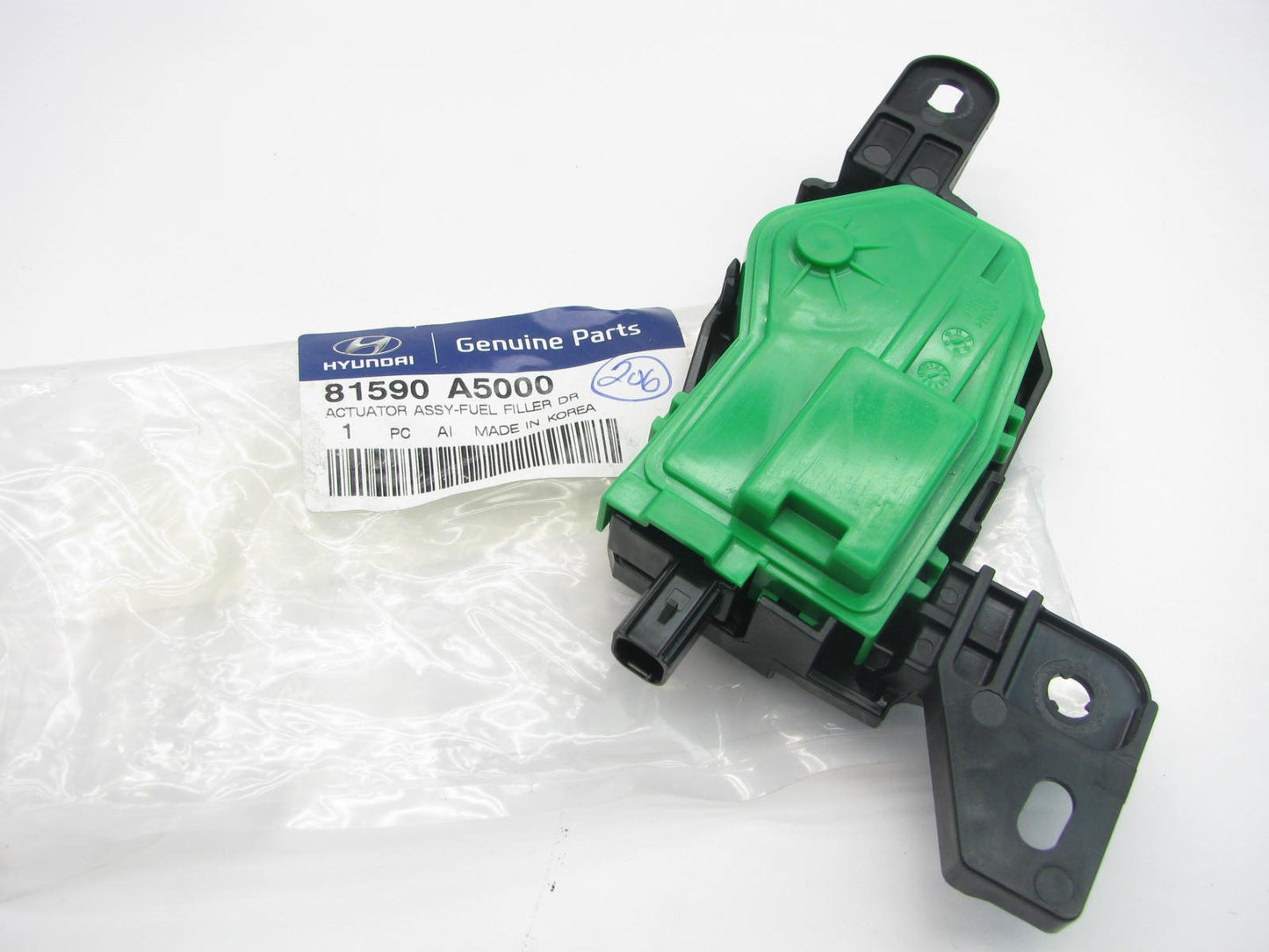 Genuine OEM For 13-14 Hyundai  Elantra GT Fuel Gas Door Lock Actuator 81590A5000