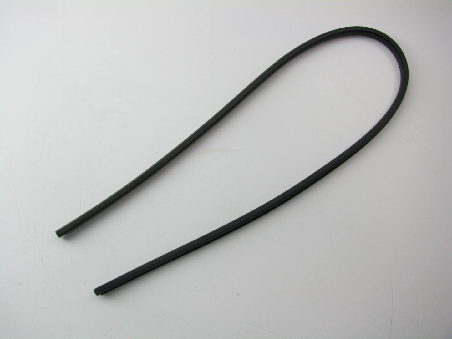 New Rear Center Sunroof Frame Weather Strip Seal For 13-17 Elantra GT 81614A5000