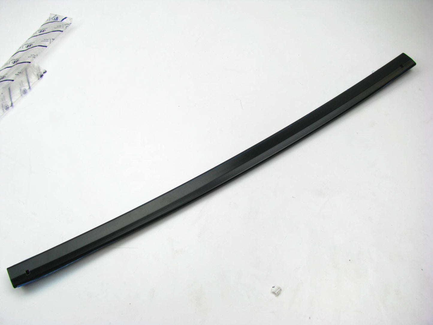 NEW GENUINE Sunroof Air Deflector Lip OEM For 2010-2016 Genesis Coupe