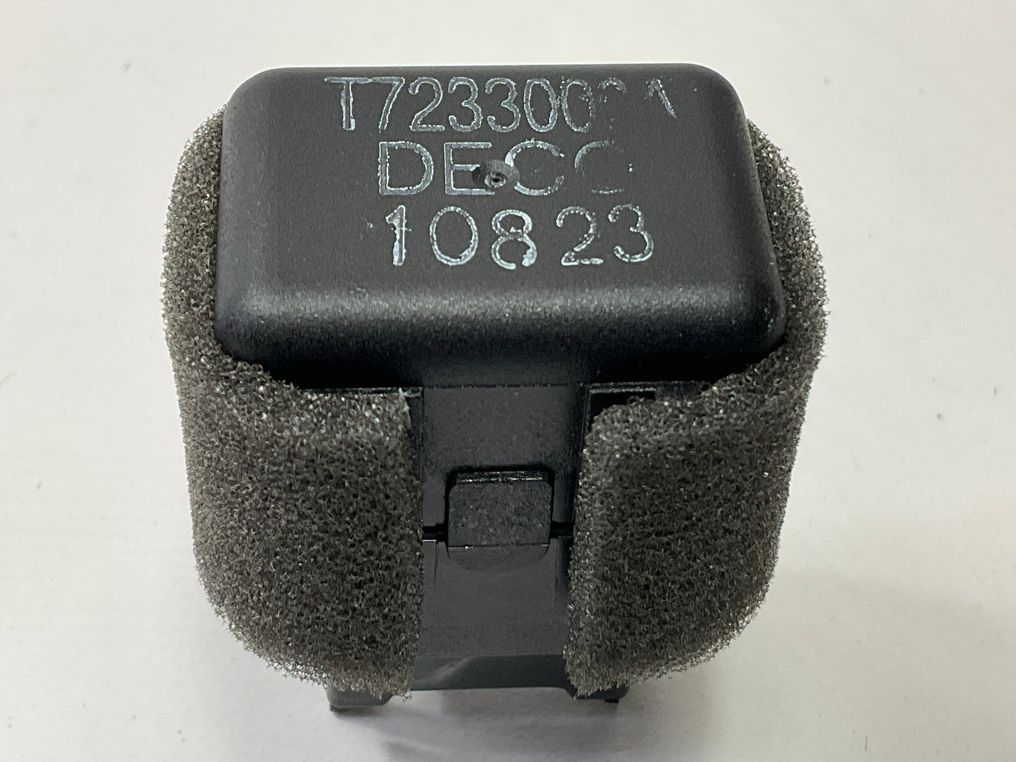 NEW GENUINE Sunroof Relay OEM For Hyundai 8165027000