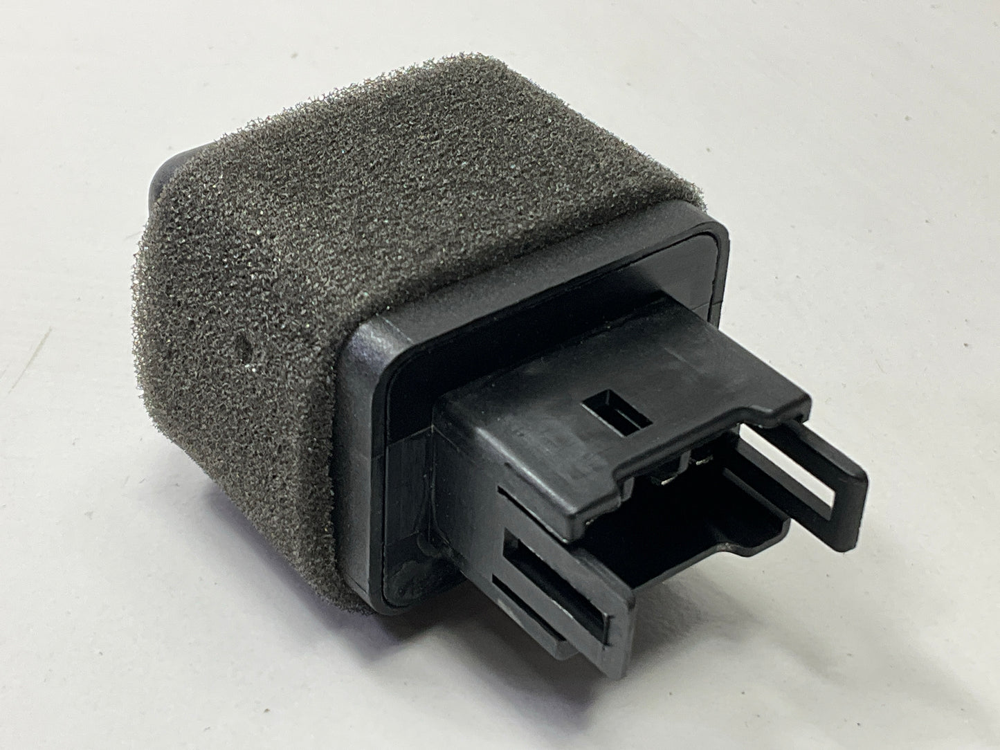 NEW GENUINE Sunroof Relay OEM For Hyundai 8165027000