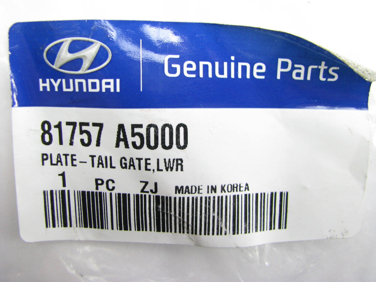 New Lower Tail Lift Gate Trim Cover OEM For 13-14 Hyundai Elantra GT 81757A5000