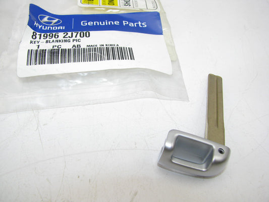 NEW GENUINE Smart Key Blank (Uncut Key) OEM For Hyundai 819962J700