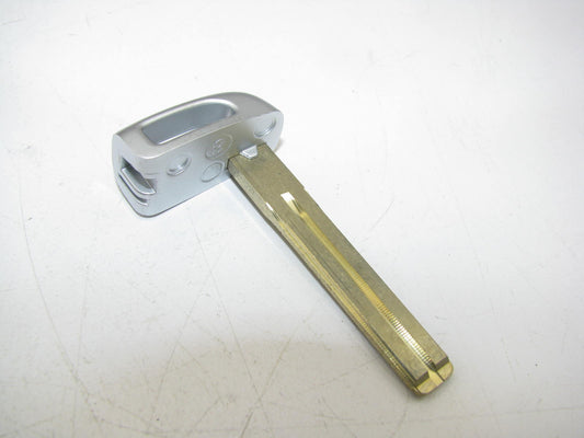 NEW GENUINE Smart Key Blank (Uncut Key) OEM For Hyundai 819962J700