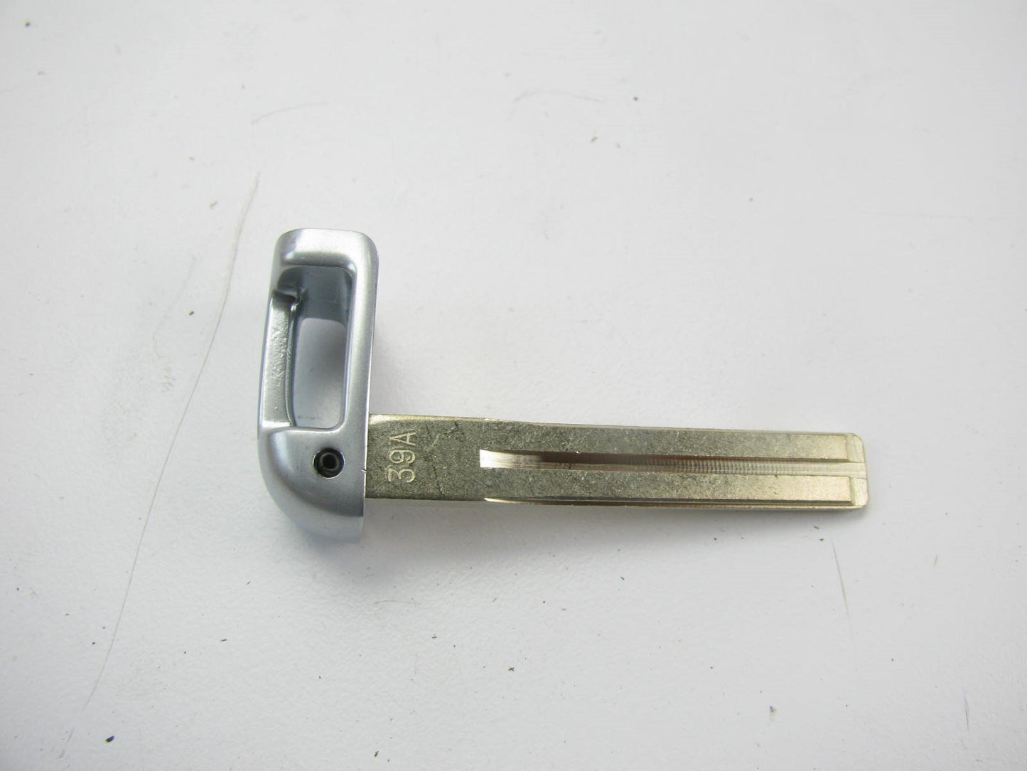 NEW Smart Key Uncut Key Blank Fob Insert OEM For 09-17 Tucson, 09-14 Sonata