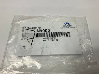 NEW Key Fob Remote Key Blank (Uncut) OEM For 22-24 Hyundai Santa Cruz 81996N9000