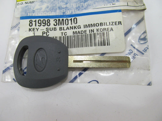 NEW - OEM 819983M010 Uncut Immobilizer Key Blank For 2008-2014 Genesis