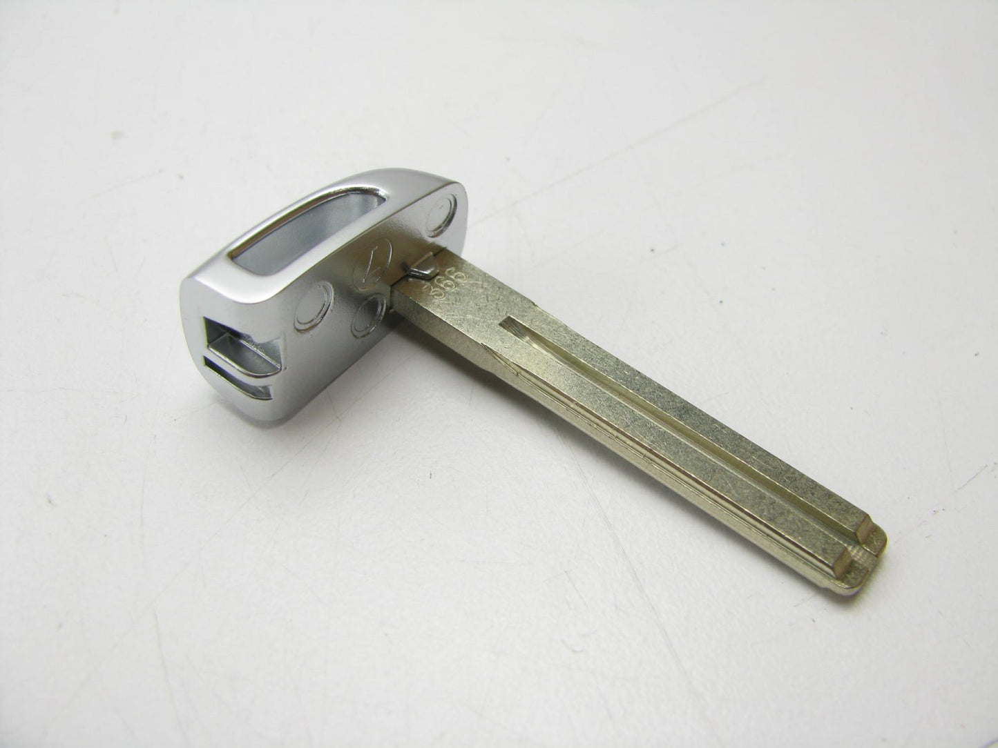 New OEM Uncut Key Blank E-Key For Genesis 819993M020