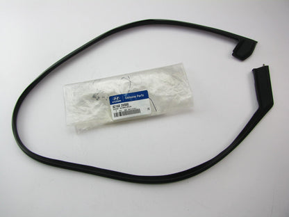 NEW GENUINE Front Right Door Weatherstip Seal OEM For 12-17 Hyundai Azera