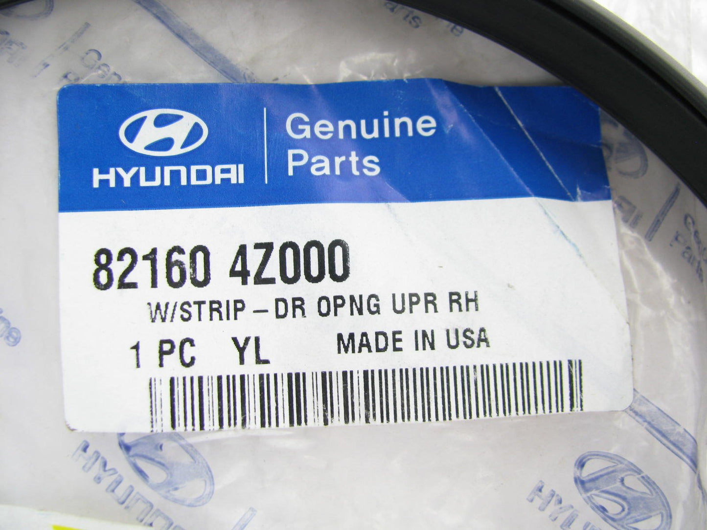 Front Right Passengers Side Door Weatherstip Seal OEM For 2013-2018 Santa Fe
