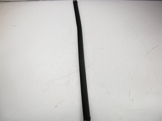 NEW FRONT LEFT Door Window Belt Weatherstrip Seal OEM For 2013-2016 Santa Fe
