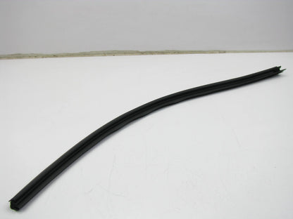 NEW Front Left Door Window Belt Weatherstrip Seal OEM For 2009-12 Elantra WAGON