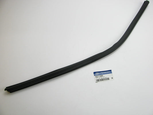 New Front Left Door Window Inside Belt Weatherstrip OEM For 2013-2017 Elantra Gt