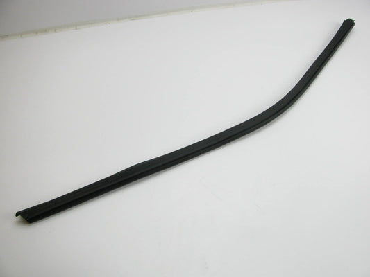 New Front Left Door Window Inside Belt Weatherstrip OEM For 2013-2017 Elantra Gt