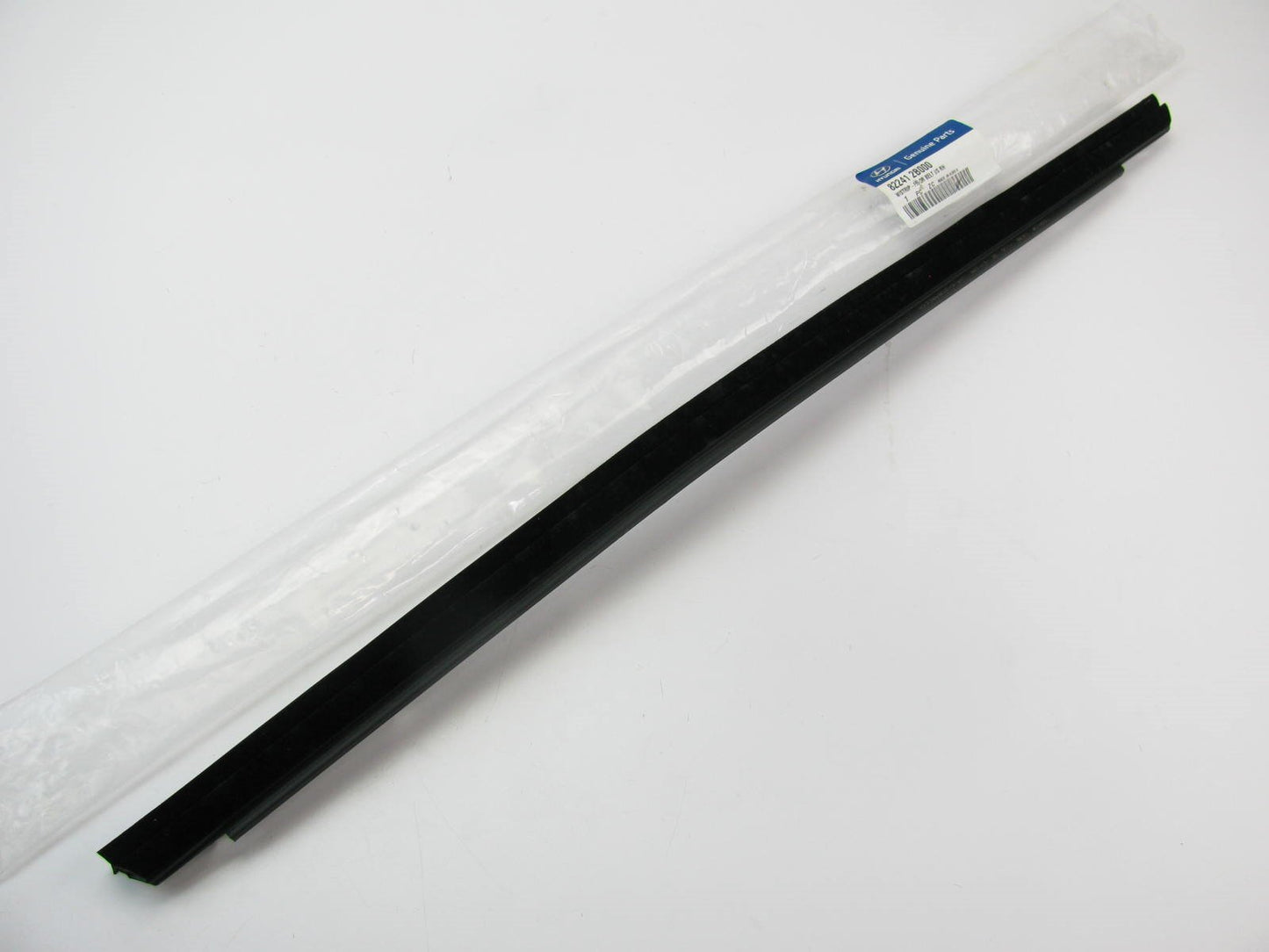 Front Inner Right Passengers Side Door Belt Weatherstrip OEM For 07-12 Santa Fe
