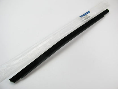 Front Inner Right Passengers Side Door Belt Weatherstrip OEM For 07-12 Santa Fe